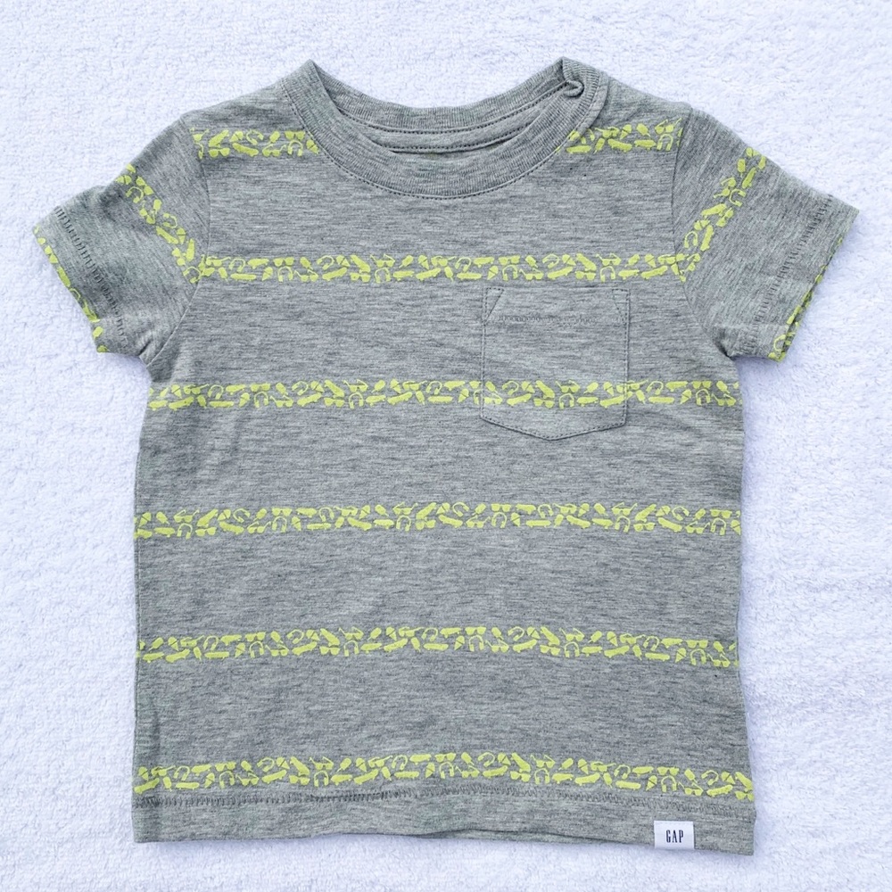 Gap T-Shirt Size 12-18 Months NWT